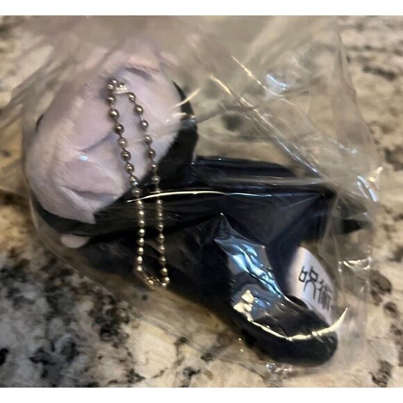 Jujutsu Kaisen Satoru Gojo Hug Character Plush New Open Box No Tags US Seller - Picture 4 of 6